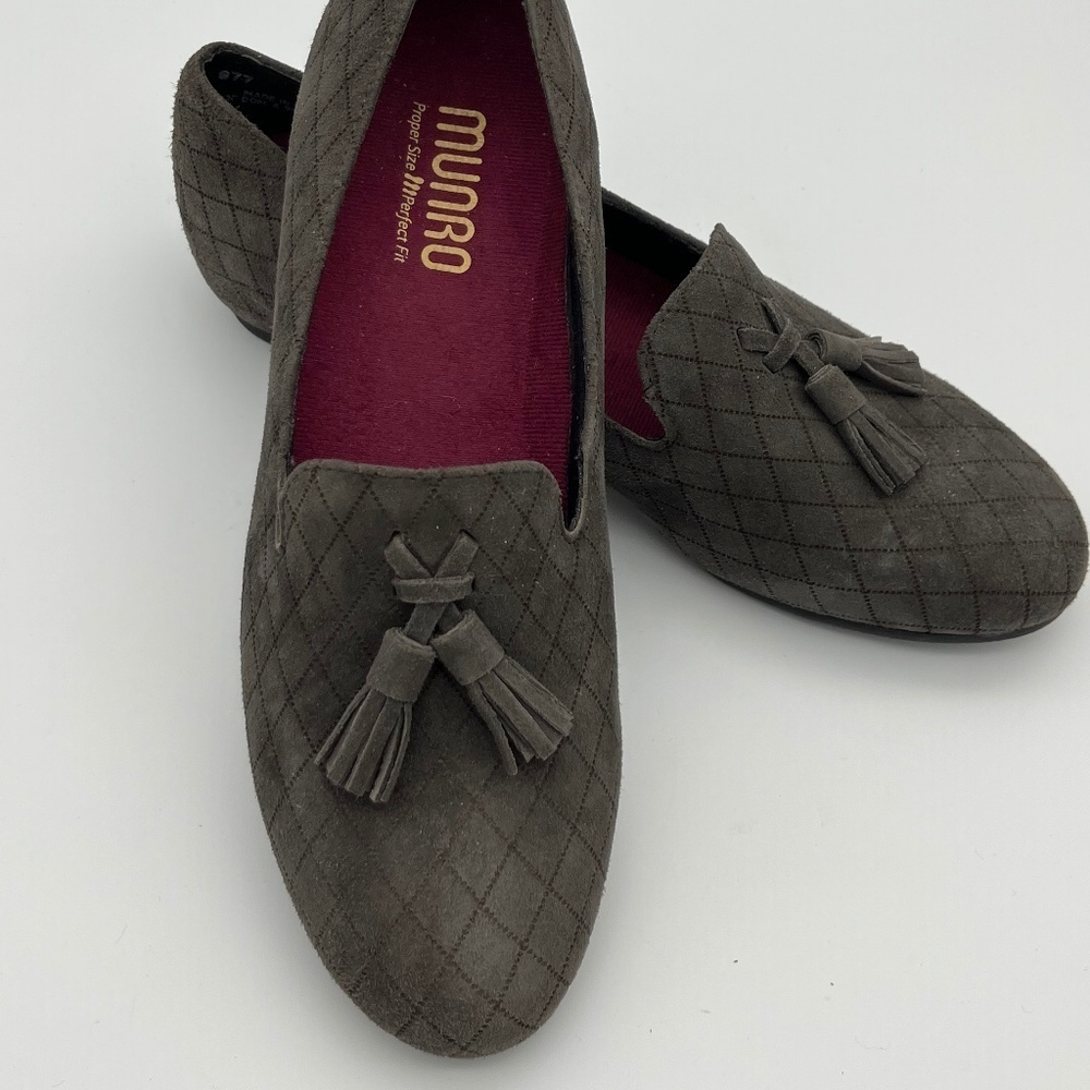 Munro Tallie Slip On Suede Gray Quilted Pattern Flat; Size 7.5N